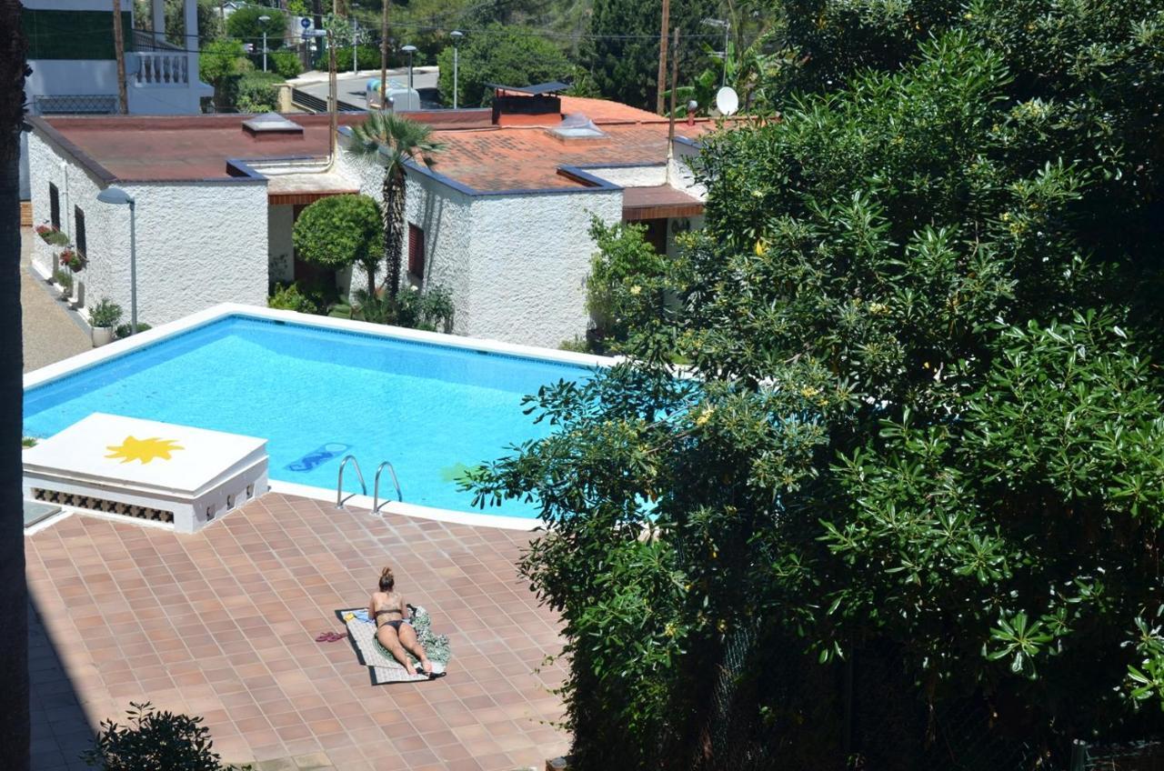 Apartments Relax Salou Kültér fotó